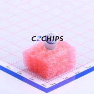 Condensador Sólido 2SEPC820MX, Componente de Orificio Pasante (THT), D8xL9mm 820uF 20% 2V 6.1A100kHz - Product Image 1