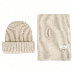 Conjunto de Gorro y Bufanda de Punto Cálidos para Invierno, Personalizados al por Mayor, con Bordado 3D, para Uso en la Playa y Negocios, Logotipo Personalizado Disponible - Product Image 1