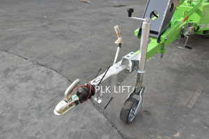 Nacelle articulée montée sur remorque pour travaux en hauteur - Product Image 6