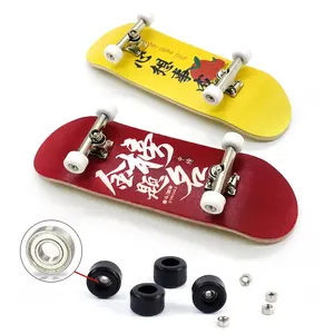 Fingerboard Deck Dedo Skate das crianças dedo skate Presente brinquedo criativo Maple double rocker juventude palma skate