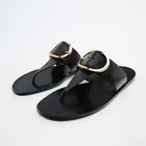 Customized fine women's shoes Fashion black buckle cow leather flat sandals Women's clip on sandals