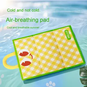 Alfombrilla refrescante para mascotas de nuevo diseño 2025 para el verano, alfombrilla gruesa para cama, sensación para gatitos y perros, escalones para dormir - Product Image 2