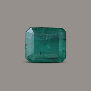 พลอยมรกตธรรมชาติ 6.70 กะรัต พานนา เจมสโตน รับรองคุณภาพ สีเขียวเบรลล์ ขายส่งจากอินเดีย สำหรับผู้ค้าส่งเครื่องประดับและส่งออก - Product Image 3