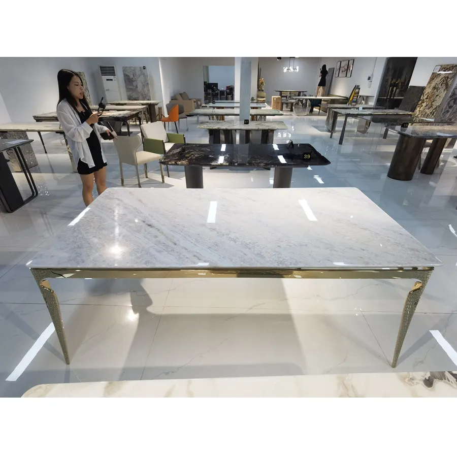 Luxus Restaurant Möbel Marmor Esstisch weiße Platte mit Gold Edelstahl Basis Esszimmer Set Sinter Stein Tische