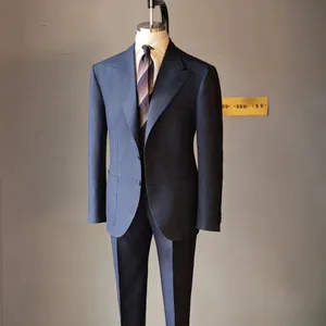 Zarif mavi kadife takım elbise Slim Fit iki düğme Blazer yetişkin erkekler için tek göğüslü iş tarzı düz ön
