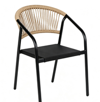 Chaise de salle à manger d'extérieur en acier moderne - Empilable, portable et durable, multifonctionnelle pour la plage, le parc, le jardin