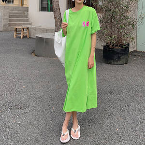 Tendance en gros été décontracté grand long t-<span class=keywords><strong>shirt</strong></span> <span class=keywords><strong>robe</strong></span> ample <span class=keywords><strong>grande</strong></span> <span class=keywords><strong>taille</strong></span> lettre imprimé coton Maxi t-<span class=keywords><strong>shirt</strong></span> robes pour les femmes - Product Image 2