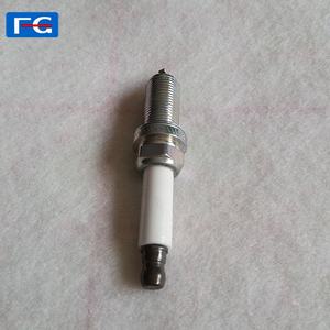Bougie d'allumage Iridium de qualité supérieure SILZKR6B-11 18846-11060 SILZKFR8C7S OEM A004159700 Bougie d'allumage automatique iridium dans la prise de moteur de voiture - Product Image 4