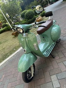 มอเตอร์ไซค์เรโทร 60V 72V 1500W สกู๊ตเตอร์ทรงพลัง สไตล์อิตาลี - Product Image 3