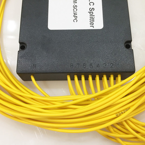 FTTH 1x2 1x4 1x6 1x8 1x12 1x16 1x24 1x32 1x36 <span class=keywords><strong>PLC</strong></span> <span class=keywords><strong>Splitter</strong></span> quang sợi quang <span class=keywords><strong>Splitter</strong></span> 1x8 với <span class=keywords><strong>SC</strong></span> APC kết nối - Product Image 3