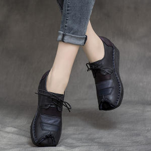 รองเท้าส้นเตารีดแบบผูกเชือก พื้นนิ่ม กันลื่น แฟชั่นสไตล์เรโทรลายชนเผ่า สำหรับฤดูร้อน - Product Image 4