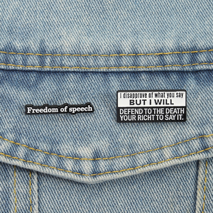 Spille Smaltate 'Libertà di Espressione' con Citazione 'Disapprovo Ciò Che Dici', Distintivo da Bavero, Gioiello Regalo, Vendita all'Ingrosso - Product Image 1