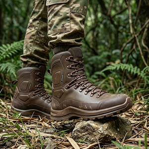 Botas Tácticas de Senderismo SFA1 Personalizadas de Cuero Marrón Impermeables para Trabajo Táctico en Campo, Selva, Bosque y Trekking al Aire Libre en Malasia - Product Image 2