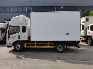 MagiTruck 4*2 Drive Thermal <b>Van</b> Truck 3 Ton Insulated Body EURO 5 Diesel-Powered New Truck-Mounted Refrigerator for Sale - Product Image 3