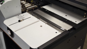 Boway s9 nouveauté chargeur de couverture automatique liant à colle <span class=keywords><strong>classeur</strong></span> de magazines multifonctionnel avec la meilleure qualité - Product Image 4