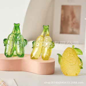 ของตกแต่งงานฝีมือรูปผลไม้สุดสร้างสรรค์ เรซิ่นรูปกล้วย ลูกแพร์ ของตกแต่งบ้าน ของตกแต่งโต๊ะทำงาน ของขวัญ - Product Image 1