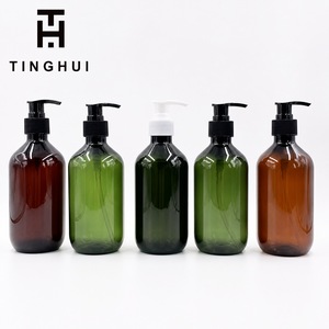 ขวดปั๊มสบู่ PET ขนาด 500 มล. พร้อมหัวฉีดสเปรย์ สำหรับห้องครัว/ห้องน้ำ บรรจุภัณฑ์แบบเติมได้สำหรับแชมพู ครีมอาบน้ำ โลชั่น  พร้อมบริการสกรีนโลโก้ - Product Image 1