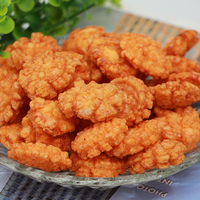 Kerupuk Beras Pedas Cina Semi-Lunak Want Want Senbei dalam Kemasan