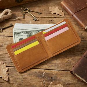 Portefeuille horizontal minimaliste pour homme en cuir véritable pleine fleur Crazy Horse, avec fermeture éclair et emplacements pour cartes imprimés au laser - Product Image 4