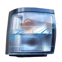 Lampe d'angle 24V avec fil ampoule pour Coaster Bus BB40 BB50 HZB50 Lampe d'angle Pièces d'auto de voiture 81551-36420 81561-36310