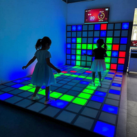 Jeu interactif de projection au sol LED d'intérieur, jeu de réaction rapide, système de jeu LED, salle de jeux
