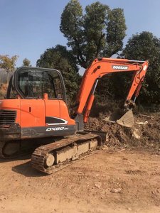 Excavadora hidráulica diésel Doosan DX60 usada, marca coreana, excavadora sobre orugas de alta eficiencia, cerca de nuevas condiciones - Product Image 5
