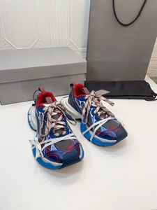 Chaussures rétro de luxe de créateur avec tissu en maille respirant, design original sur mesure, chaussures de sport de marque célèbre, tendance à la mode - Product Image 4