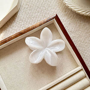 Pince à cheveux en acétate de plumeria dégradé transfrontalier fleur fluide pince à cheveux élégante - Product Image 4