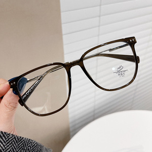 Ooeyoo – lunettes rectangulaires anti-lumière bleue TR90, monture complète unisexe avec rivets à points P6 1103 - Product Image 1