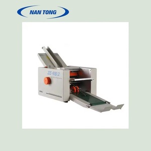 Machine à plier le papier A4 automatique Nantong ZE-84, équipement de post-presse pour livrets multi-plis - Product Image 2