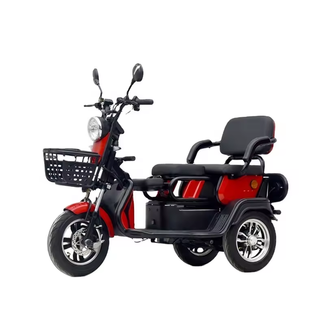 China Adult Pedicab Electric Tricycle Rickshaw Tuk Scooter with Solar Power Three-Wheeler Adult E Rickshaw