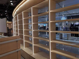 Индивидуальные светодиодные книжные полки и витрины для библиотек и книжных магазинов — экологичные и долговечные - Product Image 4