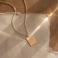 Kalung Liontin Minimalis Persegi Panjang EMANCO untuk Wanita, Rantai Baja Anti Karat Warna Emas dengan Ukiran Kustom, Langsung dari Pabrik Perhiasan