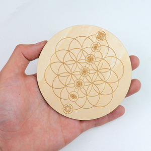 Plaque <span class=keywords><strong>de</strong></span> grille <span class=keywords><strong>de</strong></span> guérison Reiki Chakra en cristal en bois, panneau <span class=keywords><strong>de</strong></span> symboles <span class=keywords><strong>de</strong></span> cristaux <span class=keywords><strong>de</strong></span> géométrie sacrée <span class=keywords><strong>de</strong></span> <span class=keywords><strong>solides</strong></span> platoniques - Product Image 1