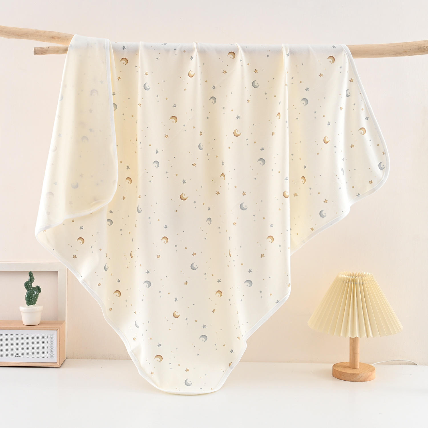 Stars and Moons [90 Pack Towels]