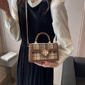 Sacs à main pour femmes en PU, petits sacs mignons en peluche <span class=keywords><strong>de</strong></span> dessin animé, nouveaux modè<span class=keywords><strong>les</strong></span> 2026, directement <span class=keywords><strong>de</strong></span> l'usine - Product Image 6