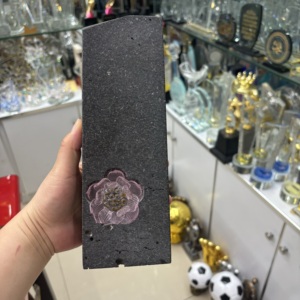 Trophée en cristal K9 style iceberg de 25 cm pour événements sportifs, sérigraphié 2 couleurs, pour cérémonies, souvenirs et cadeaux de vainqueur - Vente en gros - Product Image 5