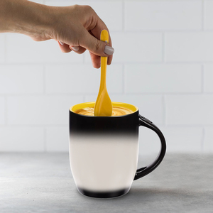 <span class=keywords><strong>Tazas</strong></span> Negras de Sublimación de 11 oz, Taza de Cerámica Mágica <span class=keywords><strong>con</strong></span> Interior de Color Cambiante <span class=keywords><strong>con</strong></span> <span class=keywords><strong>Cuchara</strong></span> para Impresión por Calor, Regalo DIY - Product Image 4