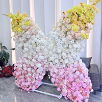 Offre Spéciale Halloween Saint-Valentin Décoration de toile de fond en forme d'arche florale géante en soie style européen avec ailes de papillon