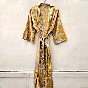 Robe Kimono en Soie Indienne Nouvelle Collection Tie-Dye Faite à la Main pour Femme – Tenue de Nuit Estivale Bohème Chic Longue avec Taille Élastique Séchage Rapide - Product Image 1