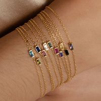 Bracelet délicat en acier inoxydable plaqué or 18 carats avec zircon coloré et pierres de naissance des 12 mois pour femme - Vente en gros