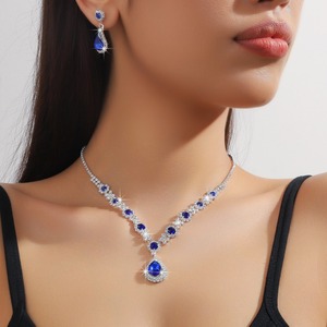Conjunto de joyas de novia para mujer, collar y pendientes de lágrima de cristal, conjunto de dos piezas, accesorios para vestidos de noche