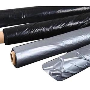 Film de paillage en plastique argenté noir traité anti-UV pour la culture de tomates avec service de découpe, certifié ISO 9001 - Product Image 4