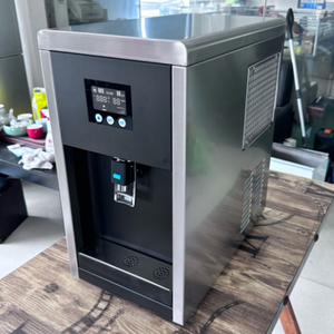 KM-20LT Atmospheric Water Generator 20L/day Intelligent Operating System Air to Water <b>Desk</b> Top 20L/day Production Generates up t - Product Image 4