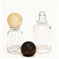 Flacon de parfum de luxe de haute qualité, 30 ml, 50 ml, 100 ml, en verre transparent brillant, à la mode, personnalisable, avec couvercle en bois, impression sérigraphique