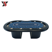 Mesa de Póker Texas Hexagonal con Pedestal YS Casino OEM, Tapicería de Fieltro Damasco Rojo y Negro, Reposabrazos de Cuero, 10 Portavasos, Base Dorada