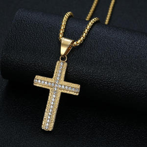 Collier avec pendentif croix <span class=keywords><strong>catholique</strong></span> hip-hop pour homme, bijoux religieux en acier inoxydable, cadeau chrétien imperméable et résistant au ternissement pour homme - Product Image 2