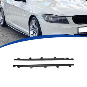 สเกิร์ตข้างสำหรับ BMW E90 ซีรีส์ 3 ปี 2005-2011 สีดำเงา วัสดุ PP ผิวขัดเงา ติดตั้งแบบไม่ทำลายโครงสร้าง - Product Image 1