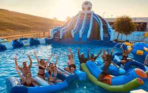 Équipement d'aqua gonflable d'OEM ODM pour le parc aquatique extérieur jouent l'équipement de dérive bon marché pour l'aventure de lac - Product Image 5