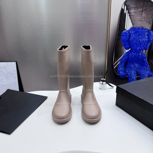 Bottes Déquitation à Bout Carré Pour Femme Avec Doublure En Peluche Et Fermeture Clair Noir 39 5 Eu  6f40ad0a 9b7c 50a2 B7f4 5d09e7932ce3